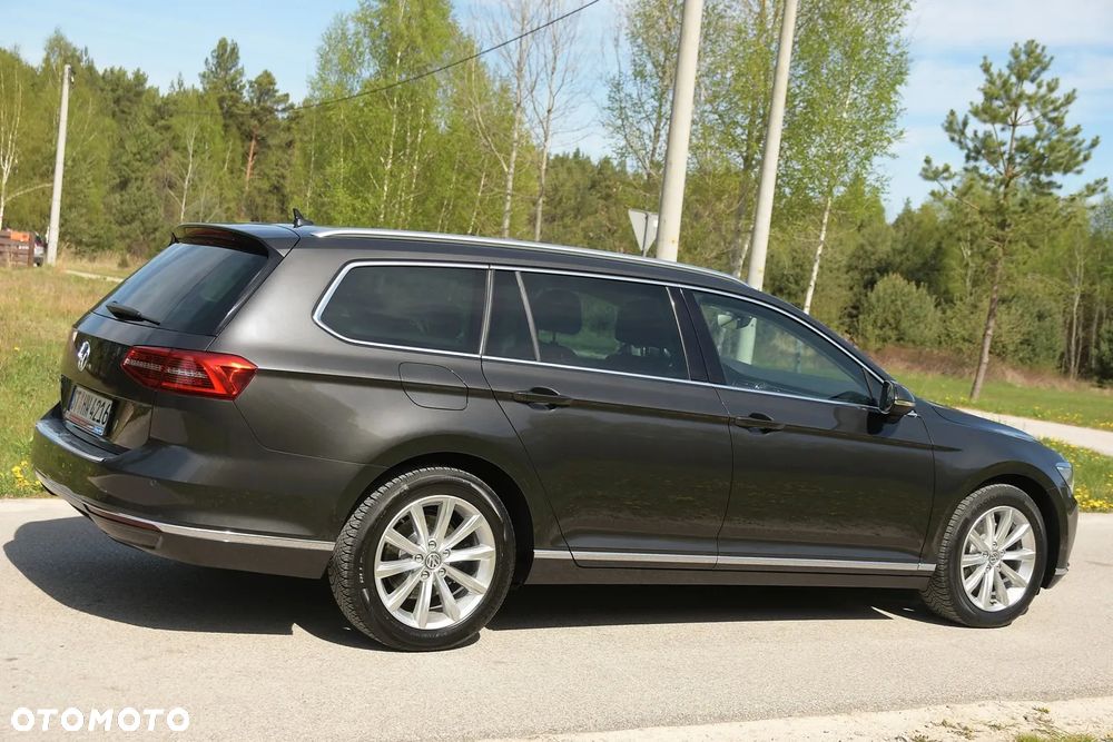 Volkswagen Passat 2.0 TDI (BlueMotion Technology) DSG Highline - 8