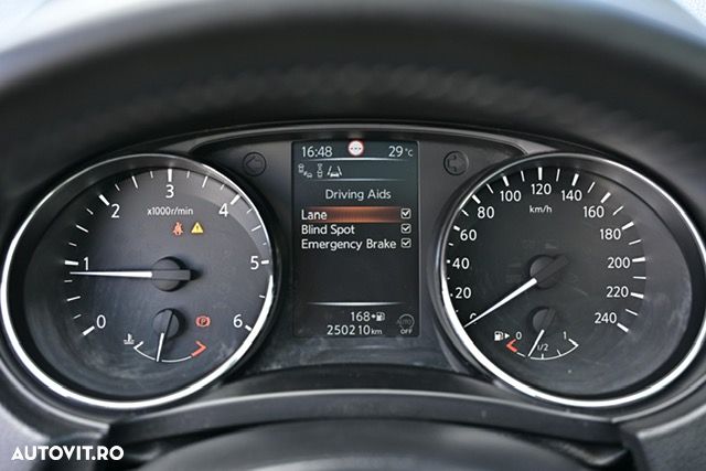 Nissan Qashqai 1.6L dCi Start/Stop 4X4-i Tekna - 35