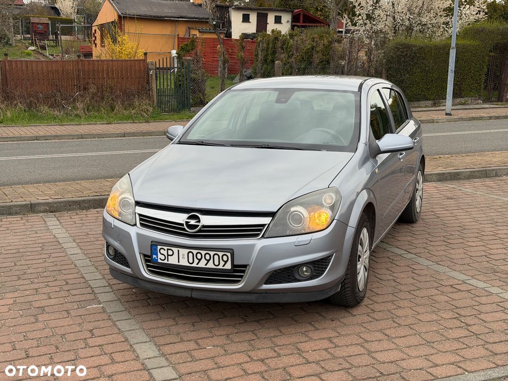 Opel Astra - 4