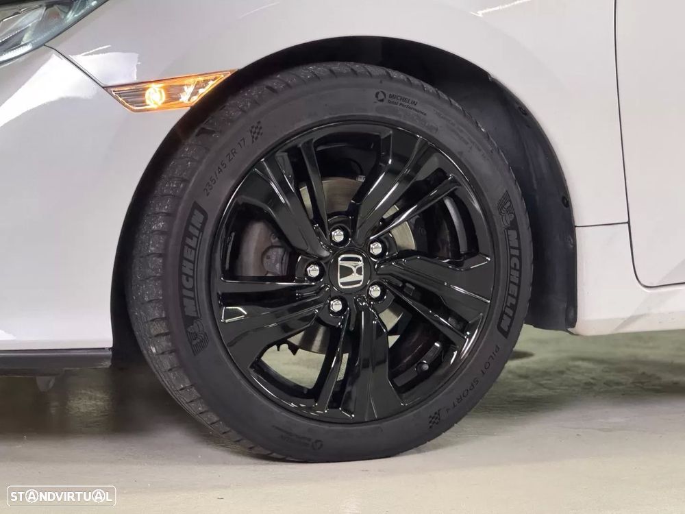 Honda Civic 1.0 i-VTEC Executive Premium - 14