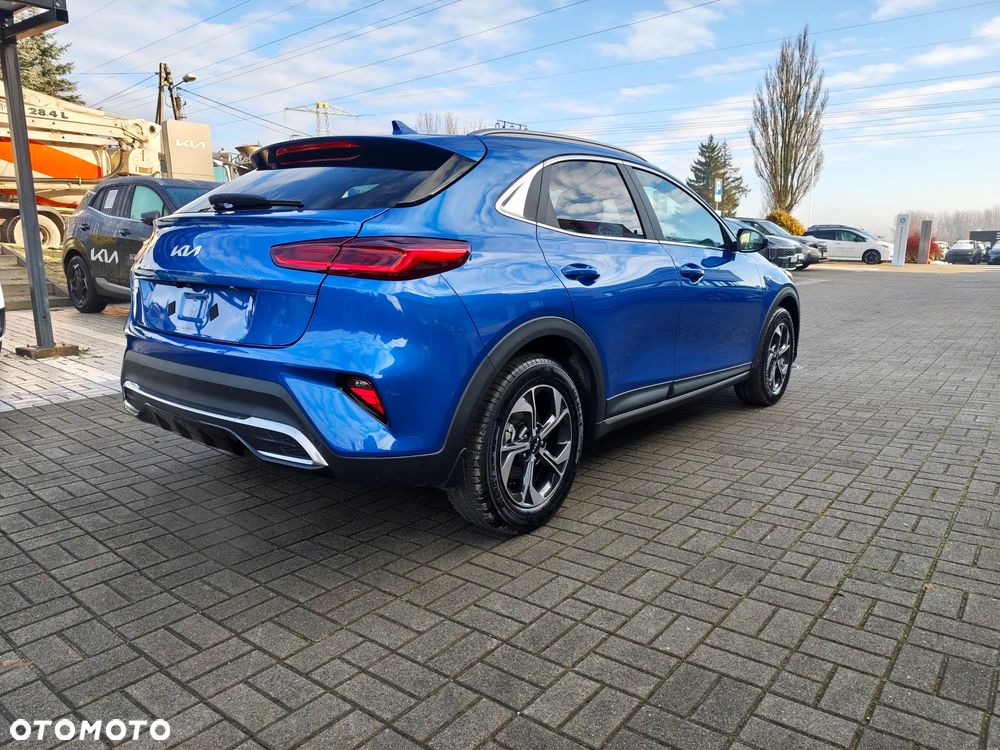 Kia XCeed 1.5 T-GDI M - 8