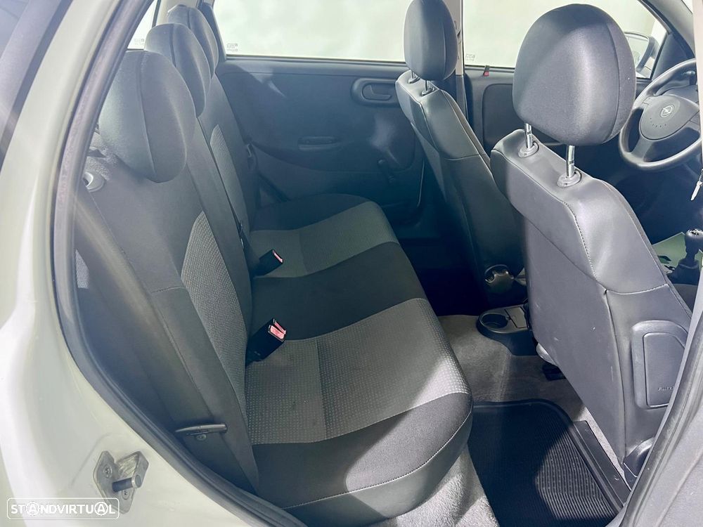 Opel Corsa 1.3 CDTI Cosmo - 22