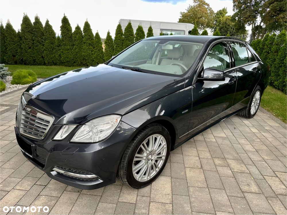 Mercedes-Benz Klasa E 250 T CDI 7G-TRONIC Elegance - 8