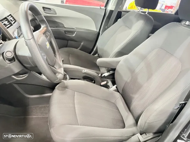 Chevrolet Aveo 1.2 LS - 7