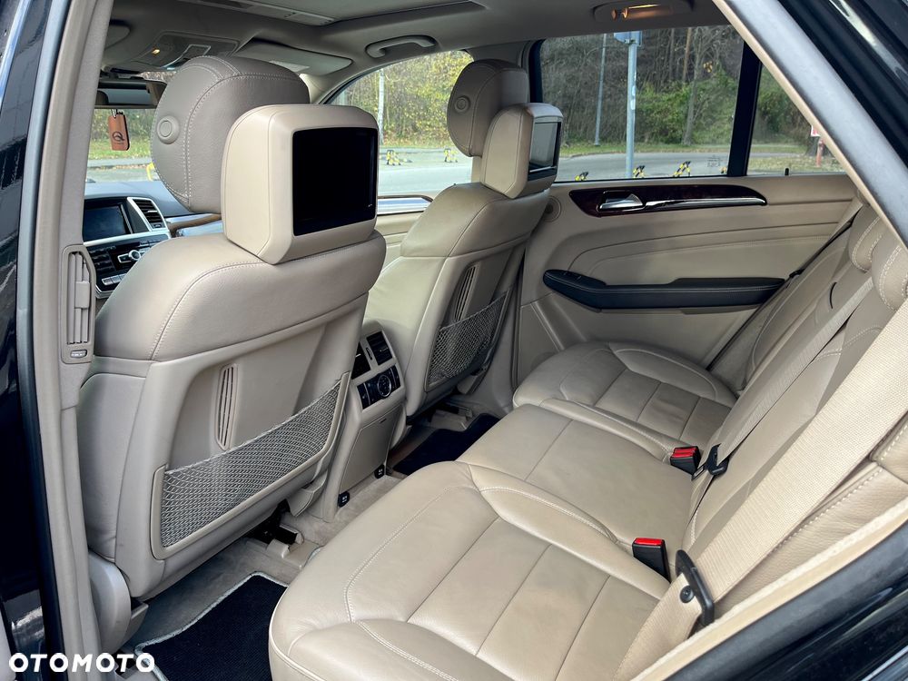 Mercedes-Benz ML 350 BlueTEC 4-Matic - 27