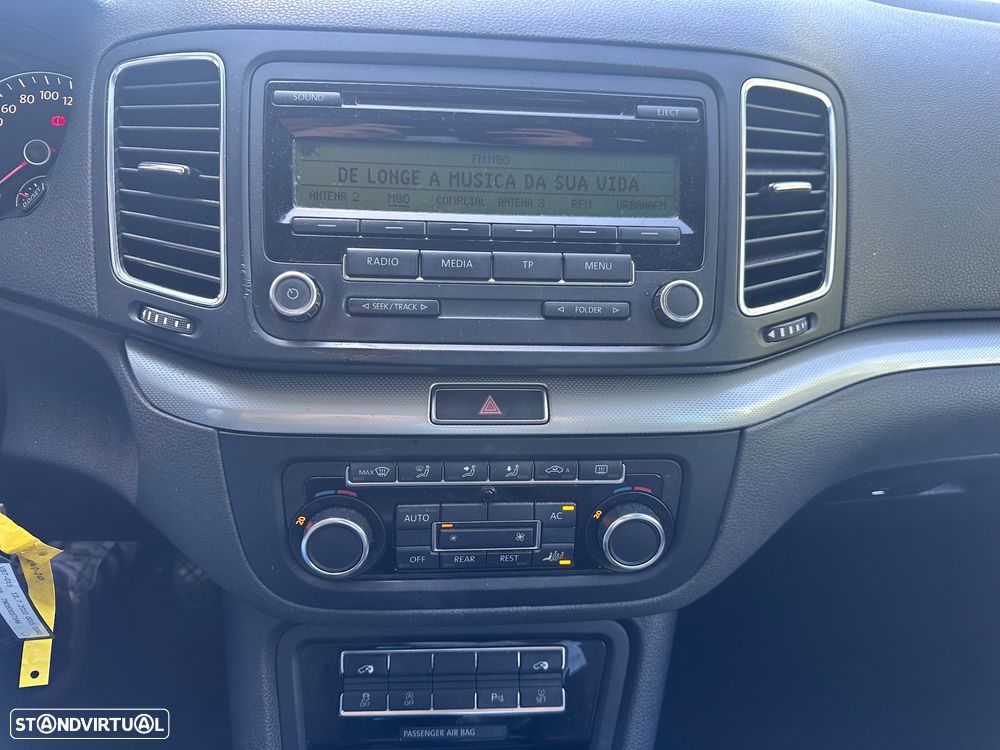 VW Sharan 2.0 TDI Confortline - 15