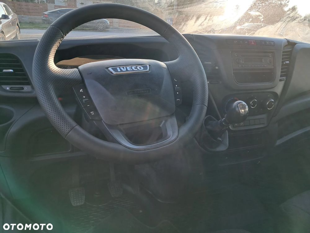 Iveco 50C15 KONTENER + WINDA 8-palet Salon Polska - 36