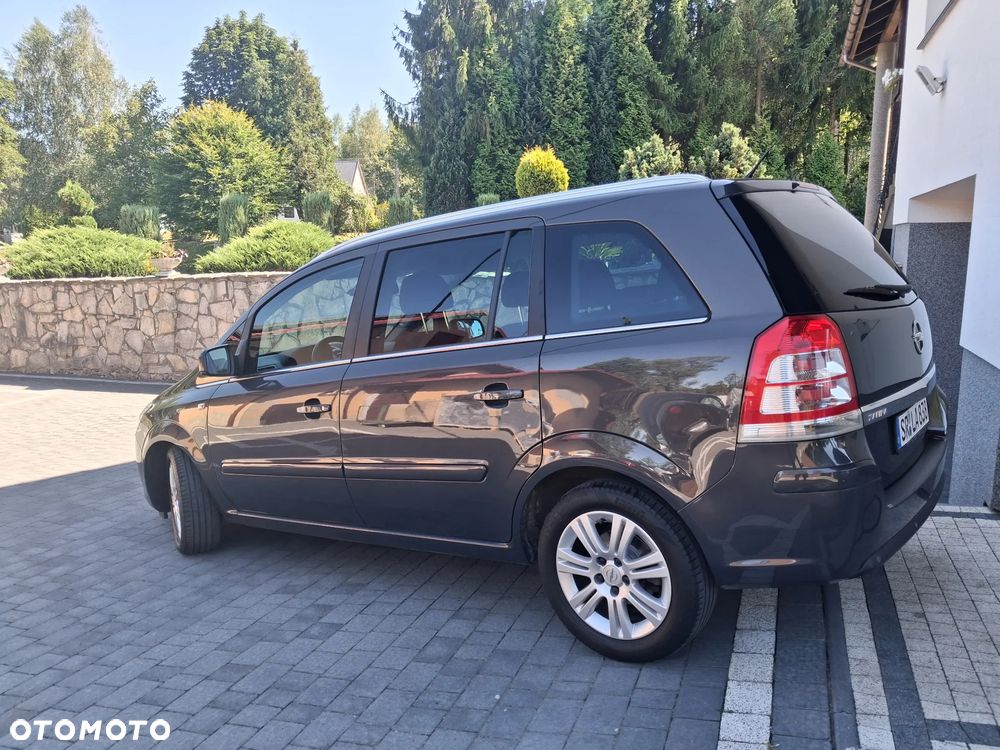 Opel Zafira - 7