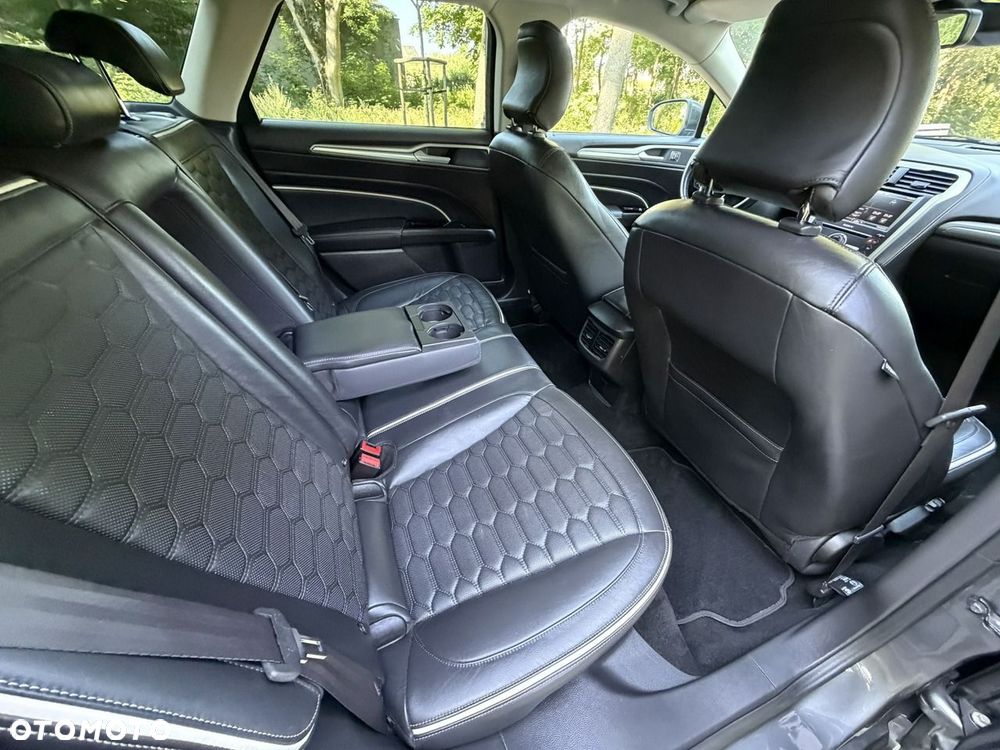 Ford Mondeo - 30