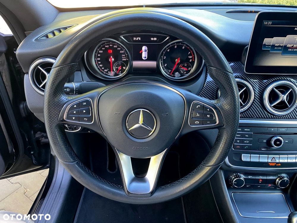 Mercedes-Benz CLA 200 Edition 1 - 8