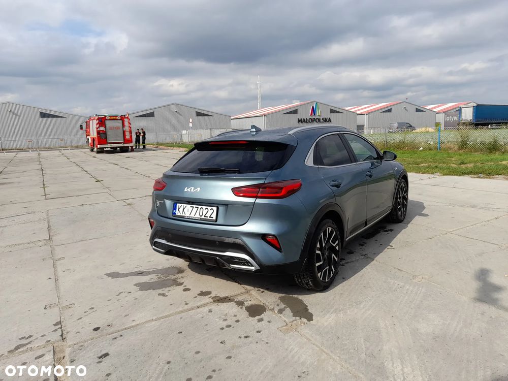 Kia XCeed 1.5 T-GDI M - 11