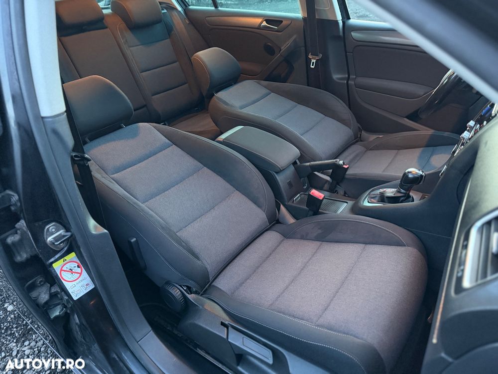 Volkswagen Golf 1.4 TSI DSG Style - 17