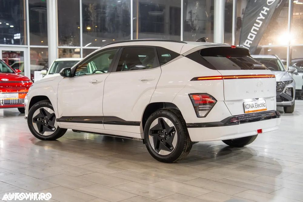 Hyundai KONA - 4
