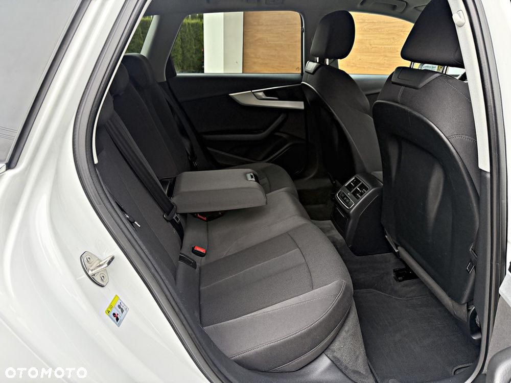 Audi A4 Avant 2.0 TFSI ultra sport - 24