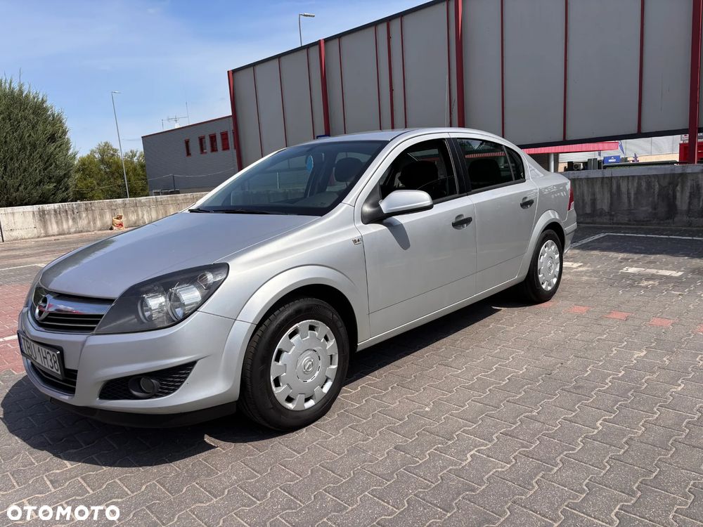 Opel Astra III 1.6 Enjoy - 1