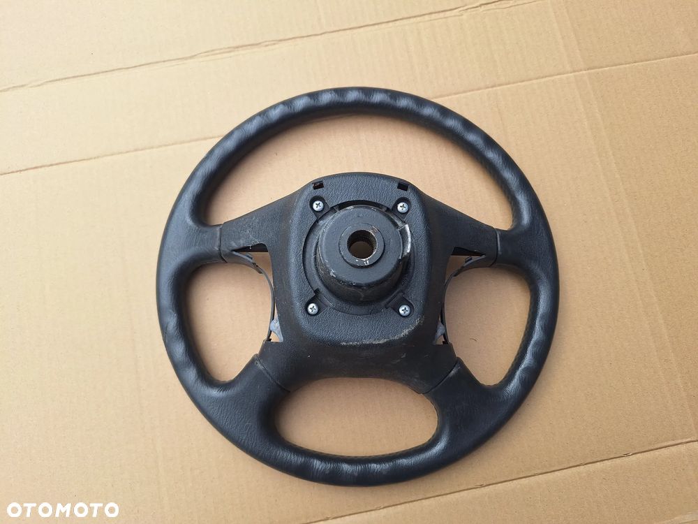 KIEROWNICA LIGIER JS50L JS 50 - 4