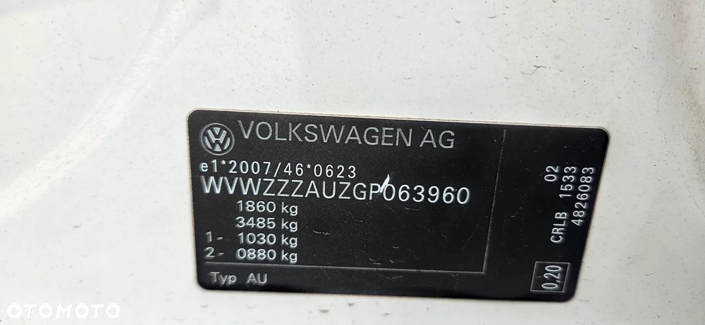 Volkswagen Golf 2.0 TDI BMT Comfortline - 29