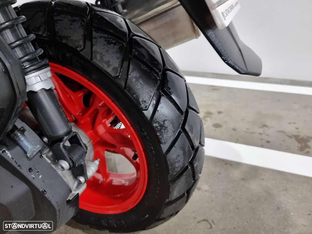 BMW C 400 X 400 X Kalamata metallic matt. - 13