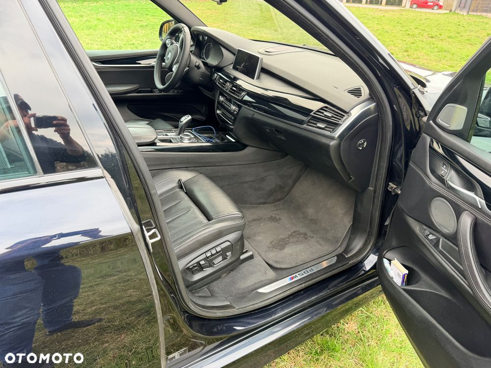 BMW X5 M M50d Sport-Aut - 16