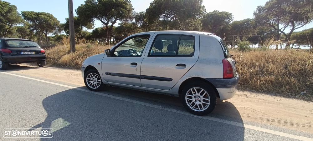 Renault Clio 1.2 - 1