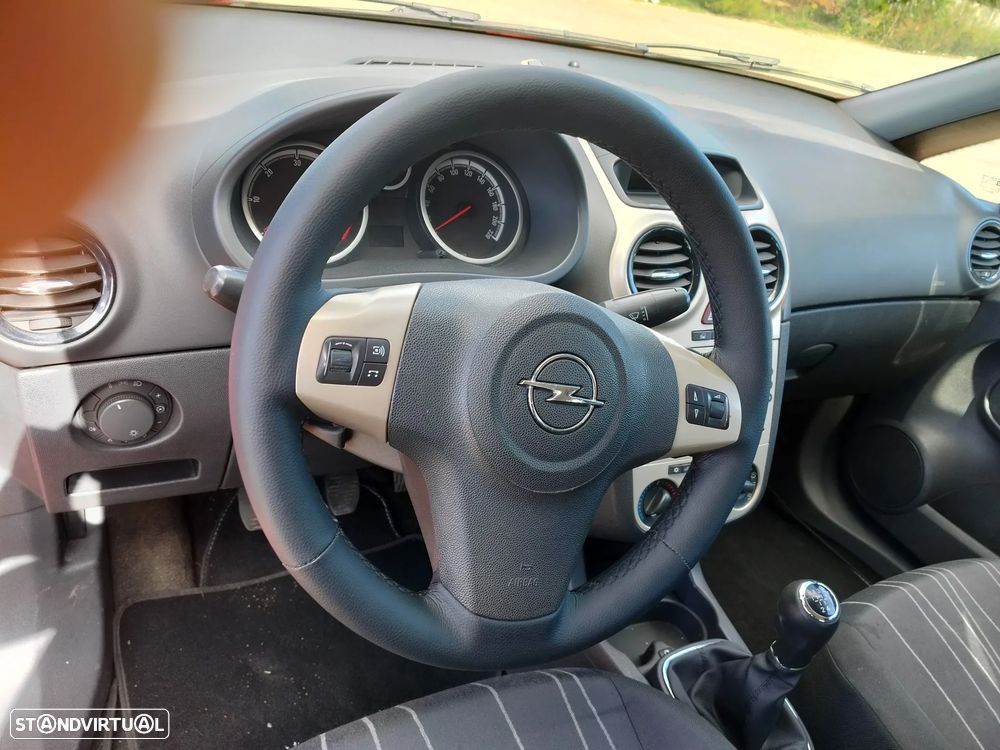 Opel Corsa 1.3 CDTi Enjoy EcoFLEX - 23