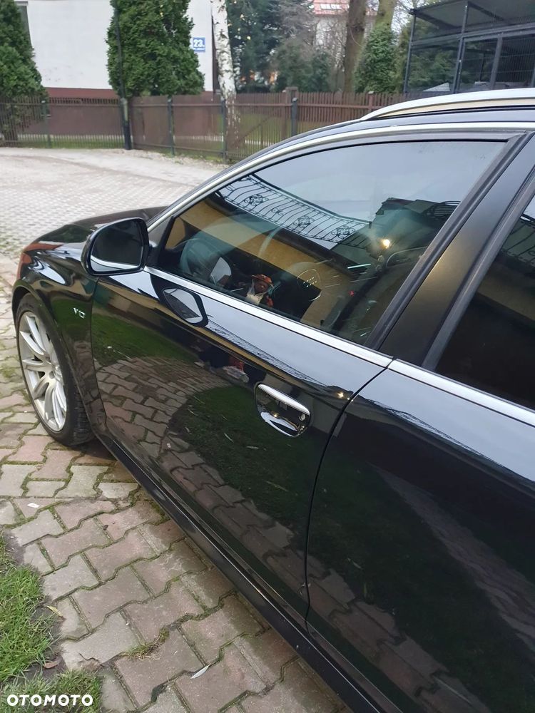 Audi RS6 Avant - 33