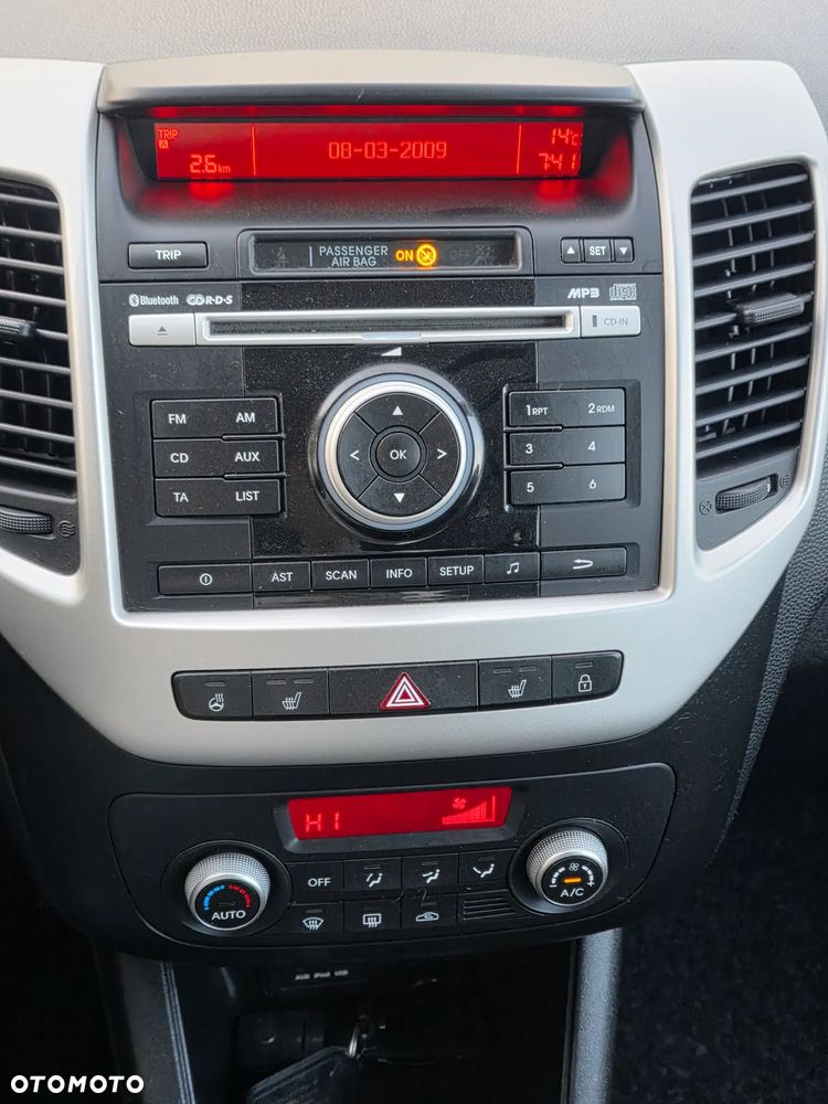 Kia Venga 1.6 CVVT Automatik Dream-Team Edition - 9