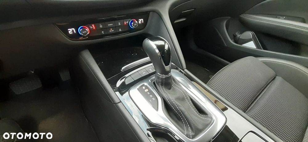 Opel Insignia 1.6 Automatik Edition - 16