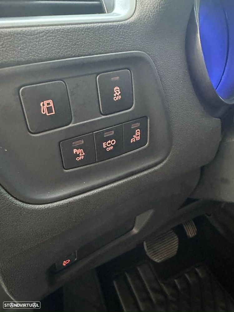 Citroën C4 1.2 PureTech Shine EAT6 - 15