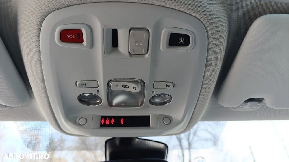 Peugeot 308 PureTech 130 Stop & Start Style - 11