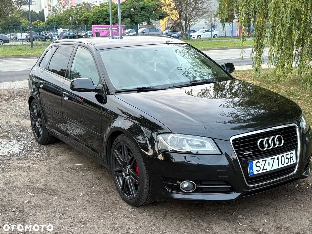 Audi A3 Sportback 2.0 TDI DPF Quattro Ambiente - 4