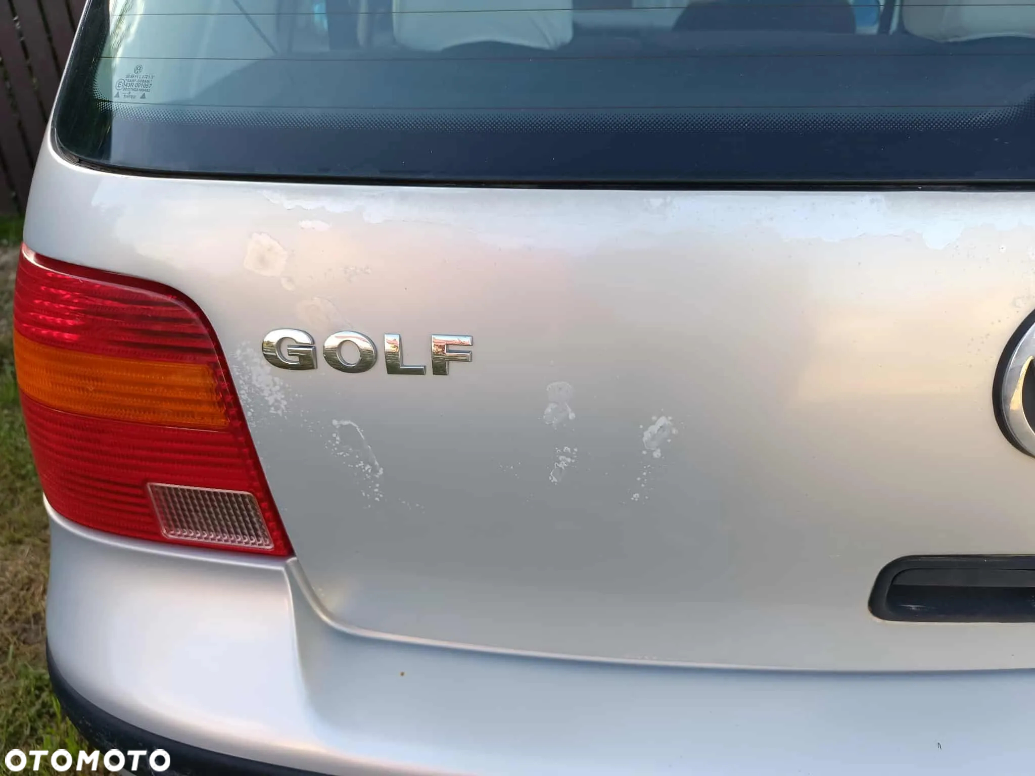 Volkswagen Golf 1.6 - 9