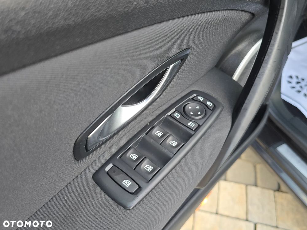 Renault Megane 1.6 16V 110 Dynamique - 25