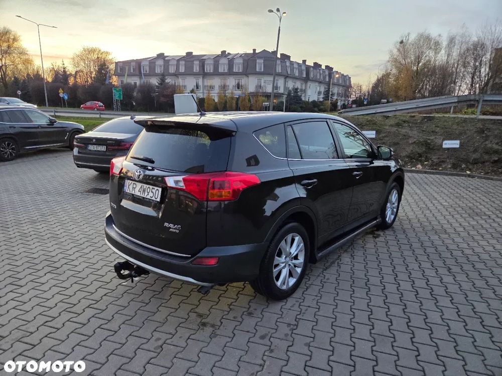 Toyota RAV4 2.0 D-4D Premium - 9