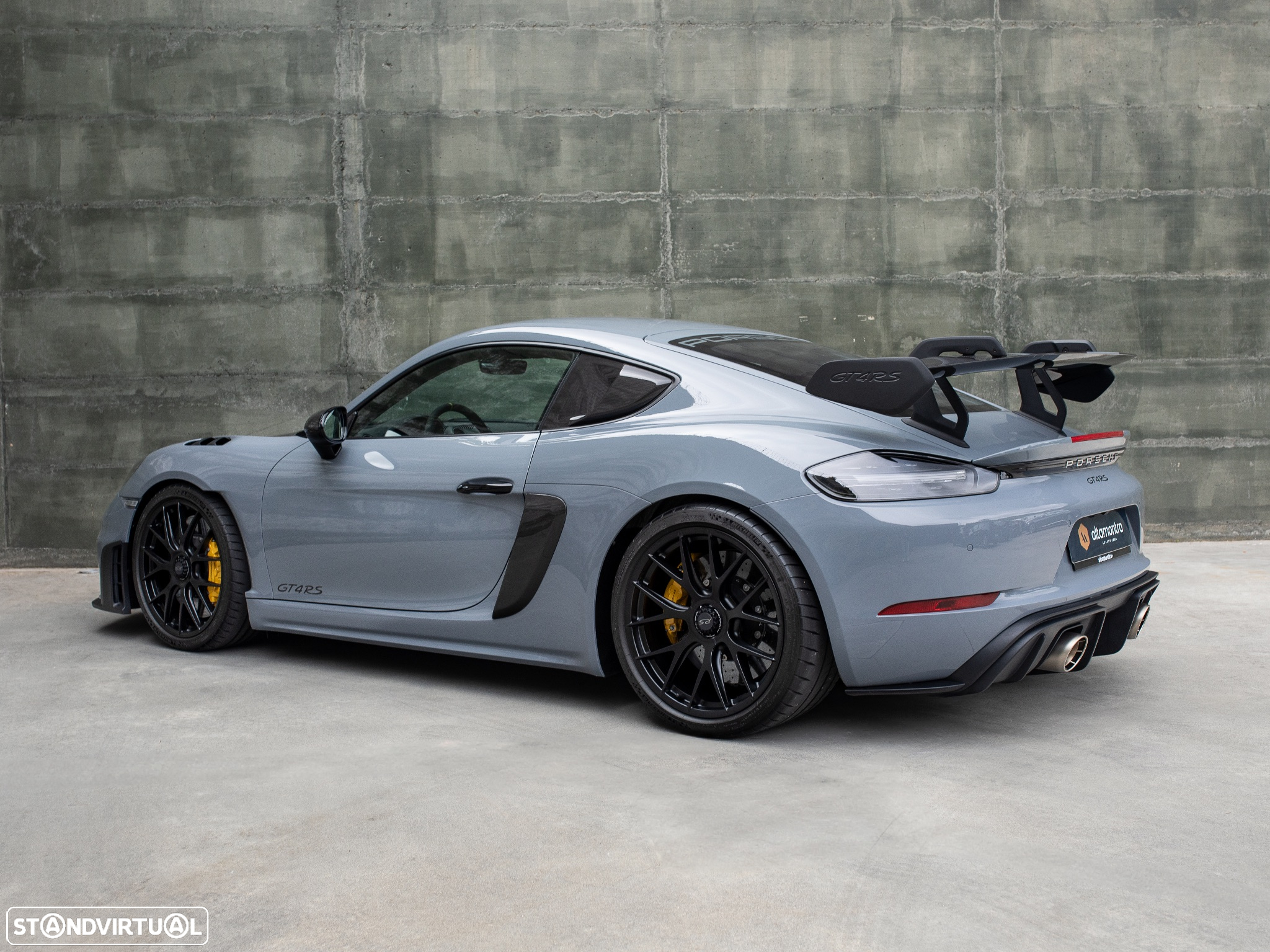 Porsche 718 Cayman GT4 RS - 14