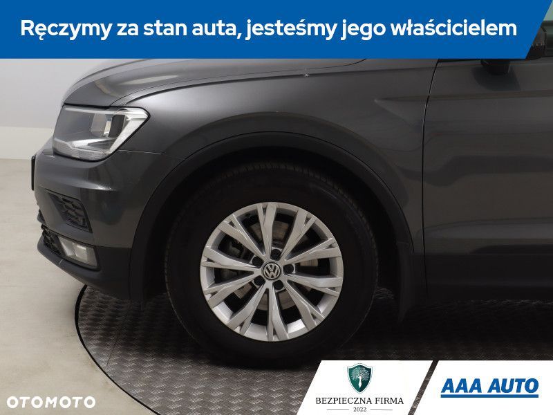 Volkswagen Tiguan - 17
