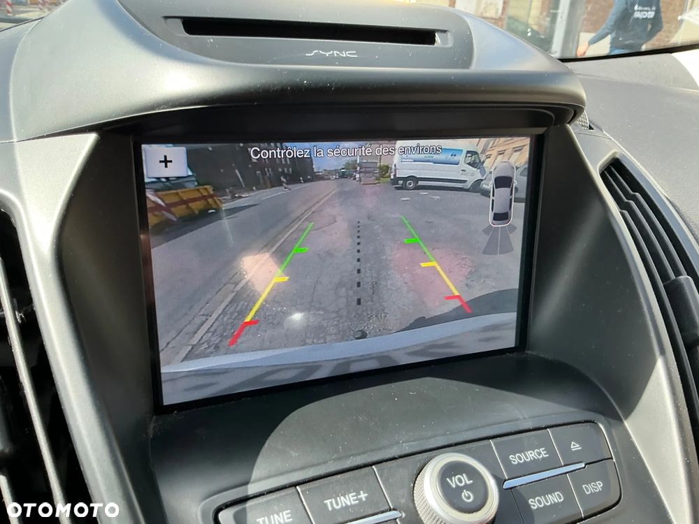 Ford Kuga 1.5 EcoBoost 2x4 Titanium - 11