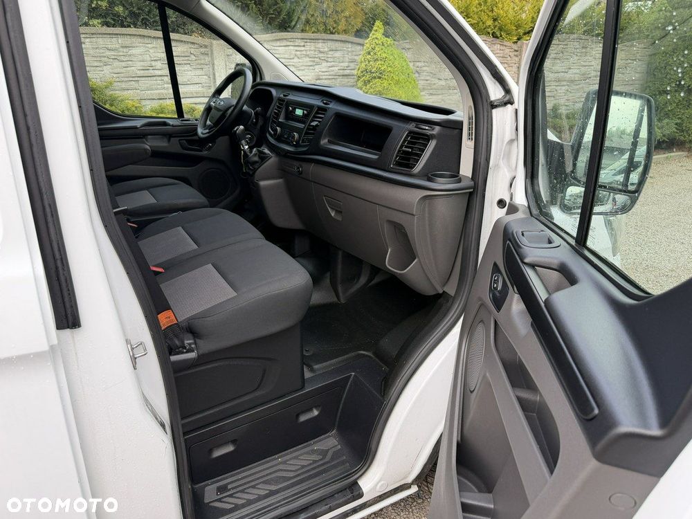 Ford Transit - 15