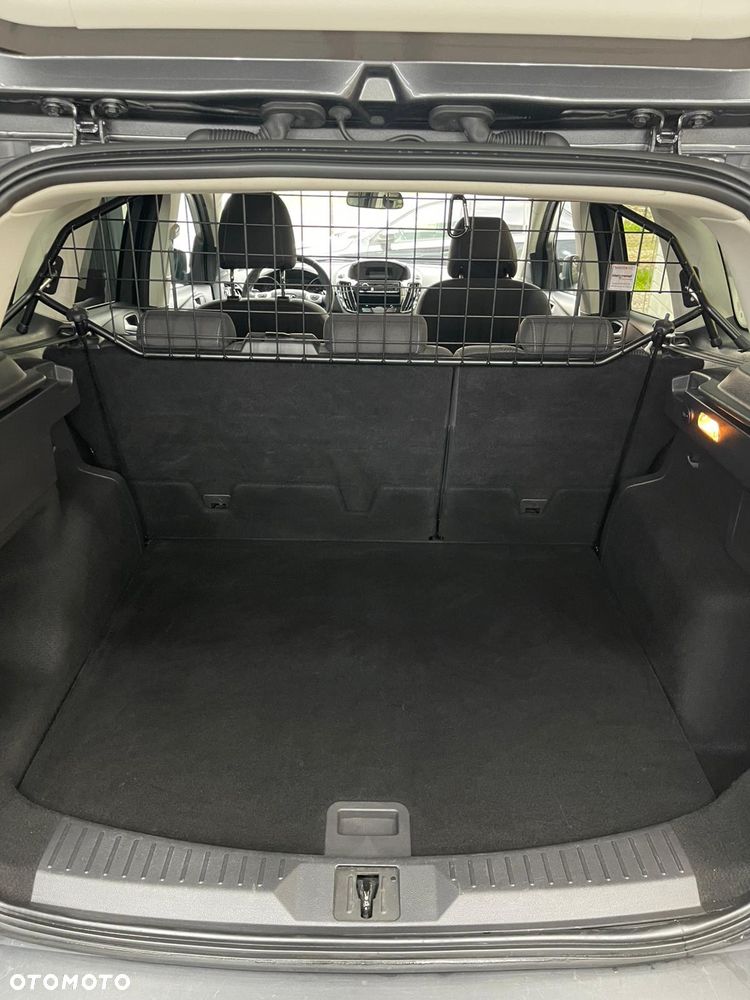 Ford Kuga 1.5 EcoBoost 2x4 Individual - 39