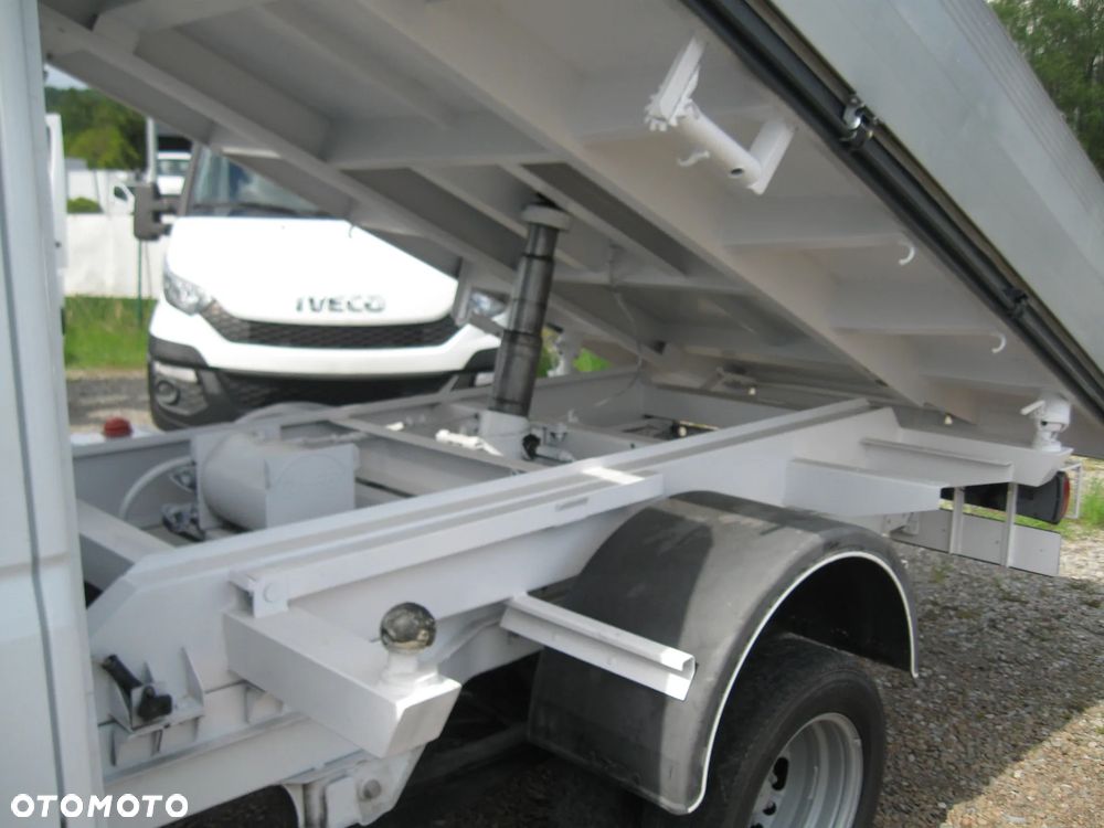 Mercedes-Benz SPRINTER 515cdi. WYWROTKA NA 3-STRONY. DOKA -7-OSÓB. - 4