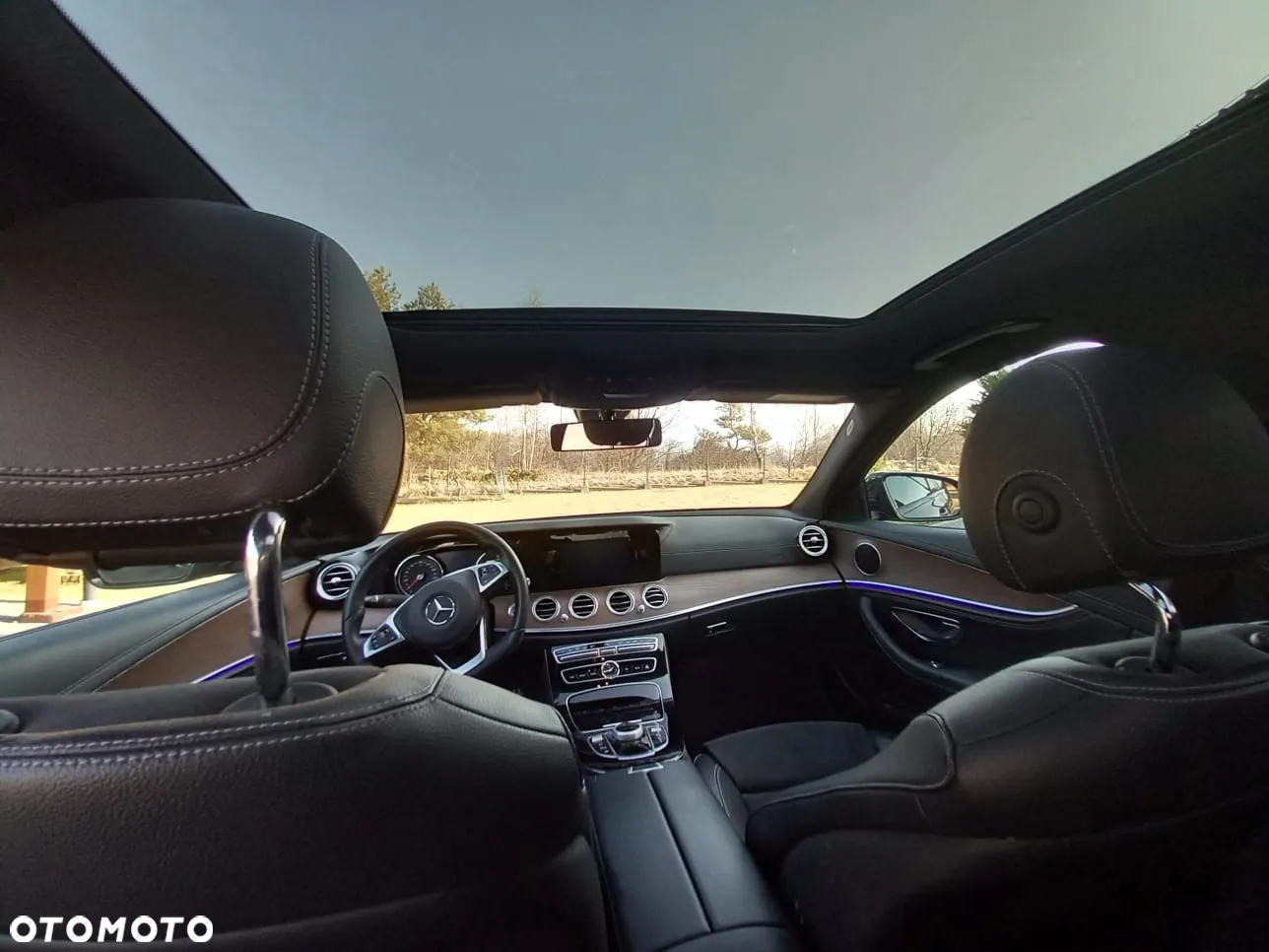 Mercedes-Benz Klasa E 220 d 4-Matic 9G-TRONIC - 8