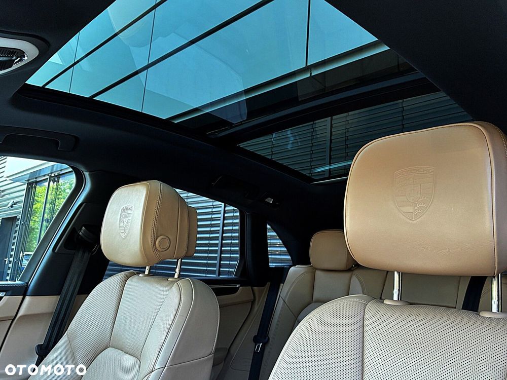 Porsche Macan - 22