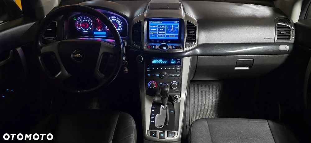 Chevrolet Captiva 2.2 D LTZ - 7