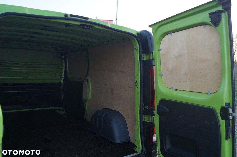 Renault Trafic - 18