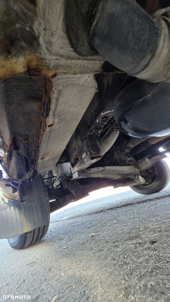 Mercedes-Benz Sprinter - 14