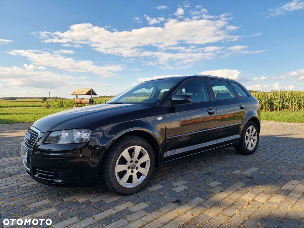 Audi A3 Sportback 2.0 TDI Ambiente - 3