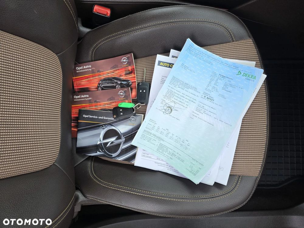 Opel Astra 1.4 Turbo Sport - 22
