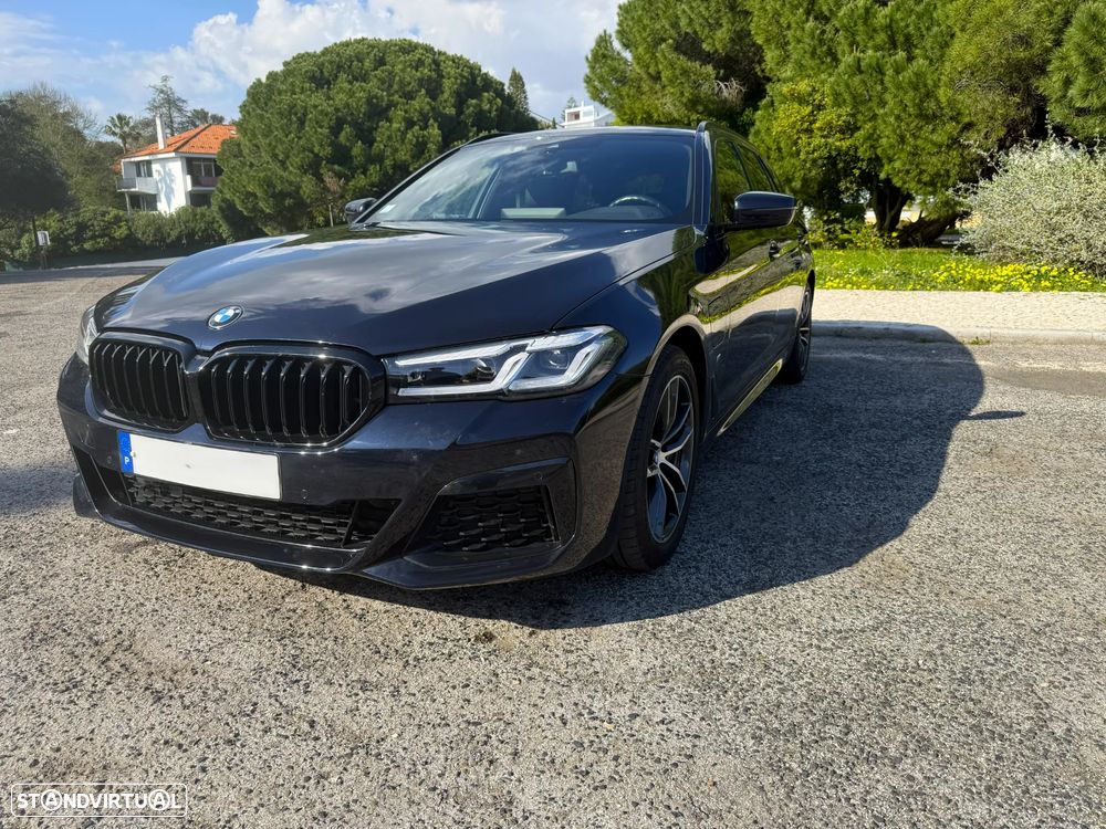 BMW 530 e Pack Desportivo M - 2