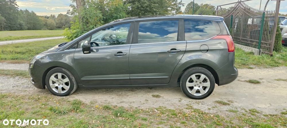 Peugeot 5008 2.0 HDi Allure 7os - 10