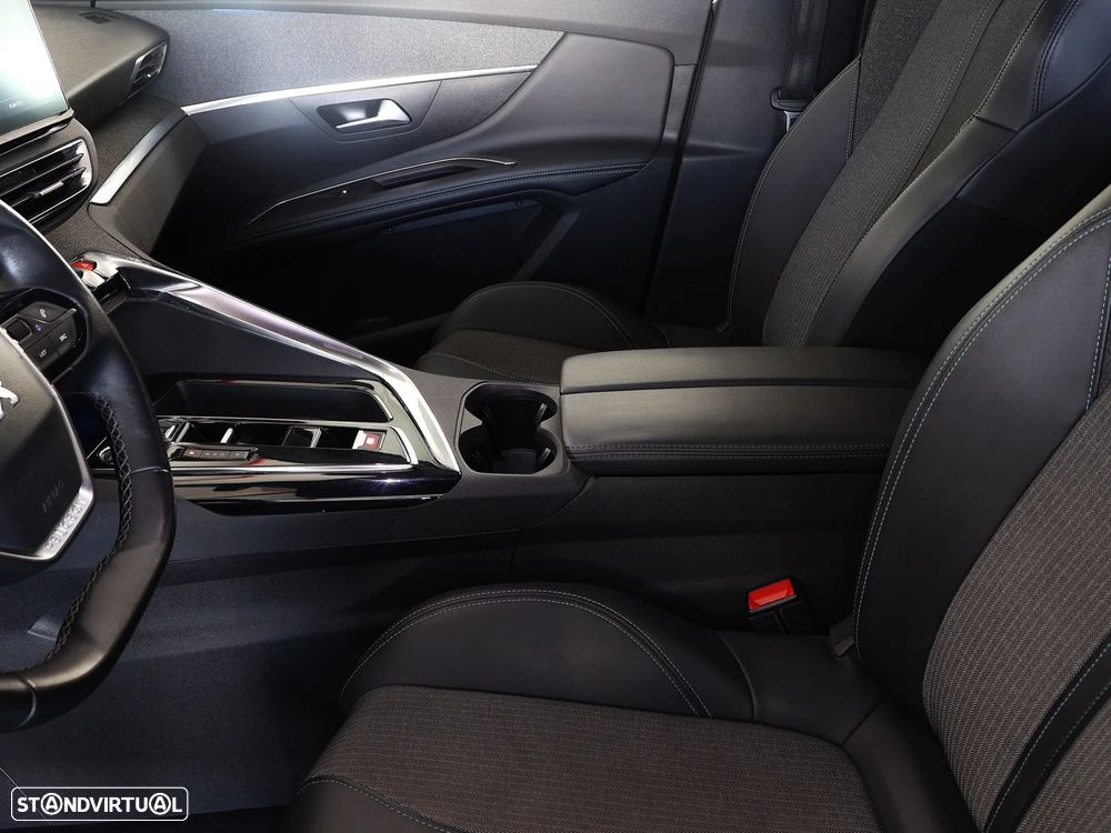 Peugeot 3008 1.2 PureTech Allure EAT8 - 48